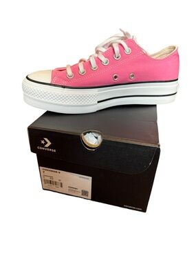 NEW Converse Pink Chuck Taylor All Star Lift Platform Sneaker